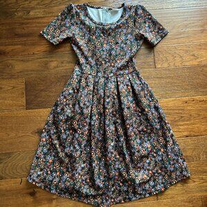 Lularoe Amelia Fit & Flare Spring Floral Dress with Pockets - Size XS